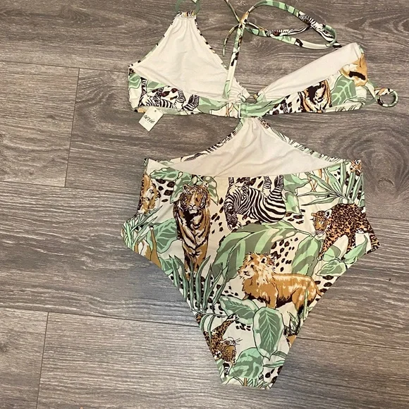 Flash Sale🔴 Aerie Jungle Print One Piece Swimsuit - Green and Brown medium - Picture 3 of 3
